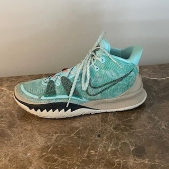 Nike Men’s Kyrie 7 Copa Low top Basketball Shoes EXCELLENT CONDITION - Sz 10.5 main image 8